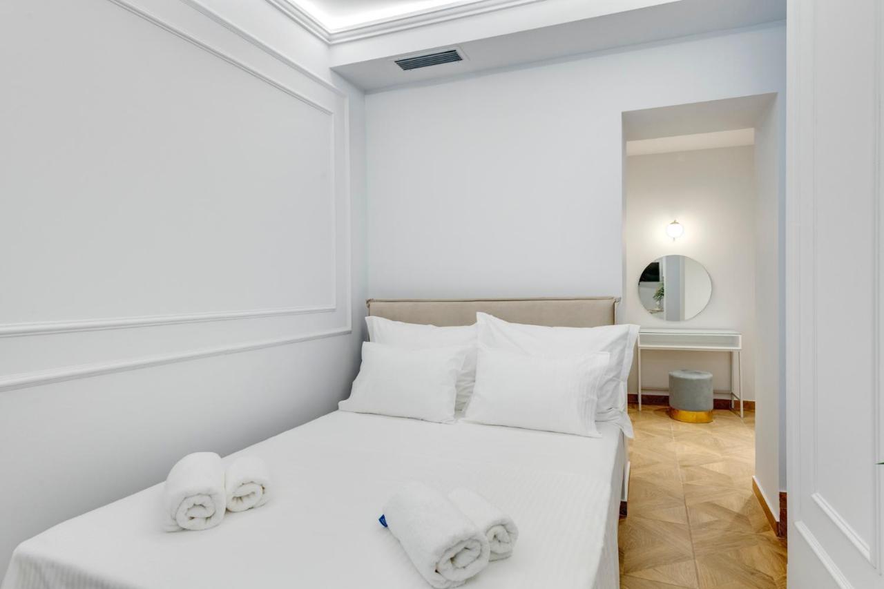 Amare Boutique Suites Ermoupoli Ngoại thất bức ảnh