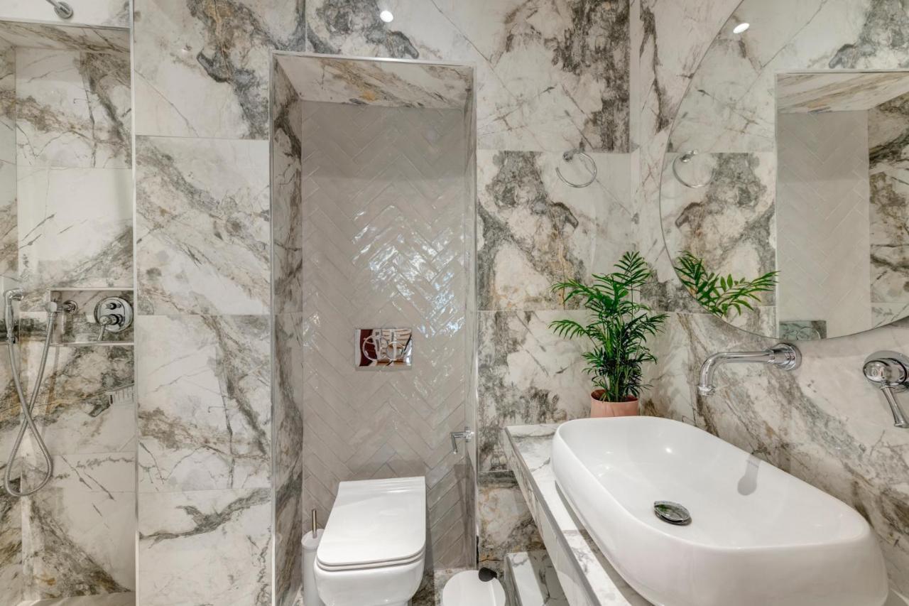 Amare Boutique Suites Ermoupoli Ngoại thất bức ảnh