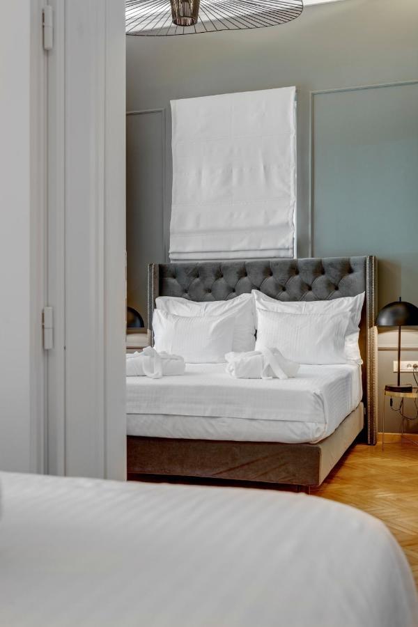 Amare Boutique Suites Ermoupoli Ngoại thất bức ảnh